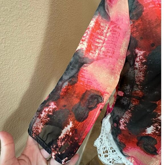 Gimmicks by BKE Art Deco Watercolor Chiffon Lace Tunic Women’s Size Small - Picture 5 of 16